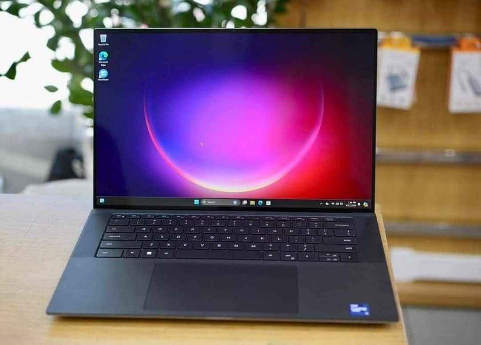 Dell Precision 5560/Core i9 11th H/Ram 32GB/Ssd 512GB/RTX A2000 4G/Touch Screen 4K