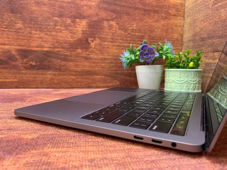 MacBook Pro processor intel core i7 2.8GHz /RAM16GB /500GB SSD - Image 4