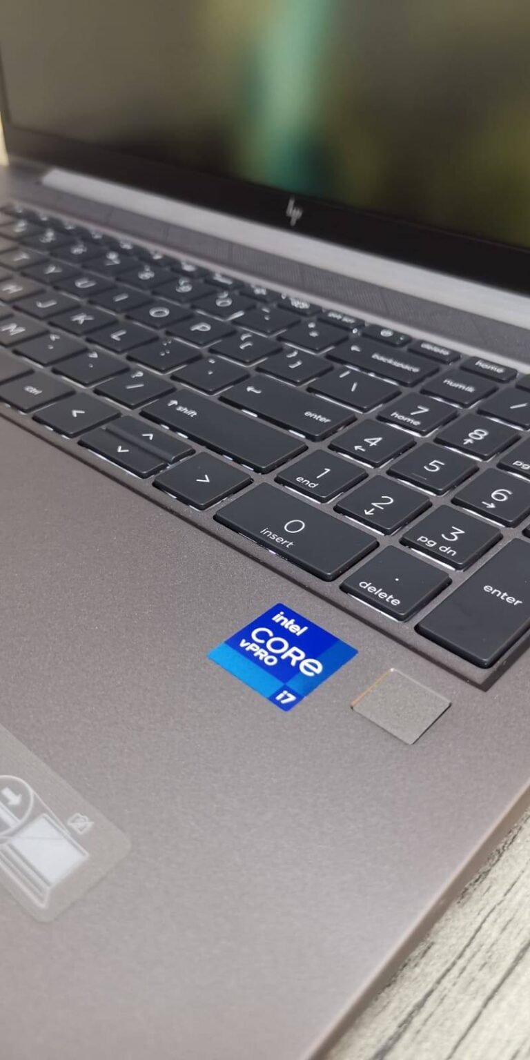 HP ZBook Firefly 15 G8 /Intel Core i7 الجيل 11/ ram:32GB/Hard:SSD NVMe 512GB/ Intel Iris + NVIDIA T500 4GB - Image 4