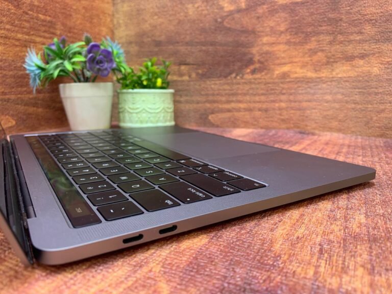 MacBook Pro processor intel core i7 2.8GHz /RAM16GB /500GB SSD - Image 3