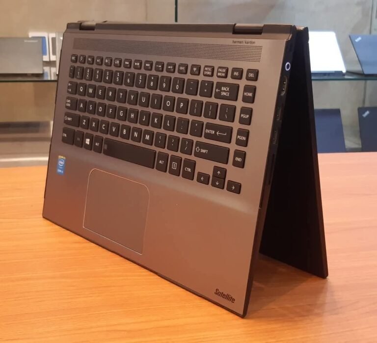 TOSHIBA Satellite E45W-C/Intel Core i3-5015U CORE I3 GEN5/RAM- 4 GB/Hard Disk -128 gb ssd/vga-Intel HD Graphics 5500 To 3G/Touch Screen - Image 2