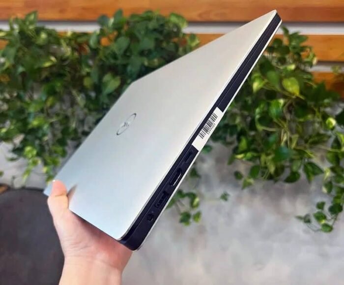 Dell Precision  5530 / الجيل الثامن : Intel Core i7 8850H / RAM:8GB/ مساحات الهارد : SSD 256GB M.2 /  كارت شاشة: Nividia 4G /  الشاشة :  15 touchscreen بوصة /  Resolution : 1080 X 1920 FHD - Image 5