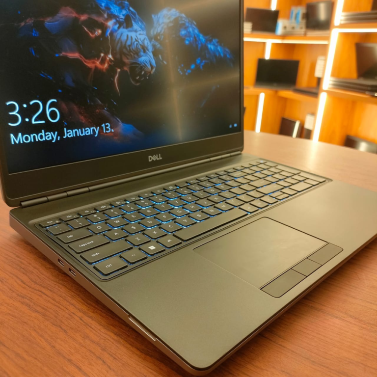 Dell Precision 7560 /Intel® Core™ i7-11850H الجيل الحادي عشر./RAM:32GB DDR4/HARD: 512GB SSD M2 /NVIDIA Quadro T1200 4GB GDDR6. /Intel UHD Graphics /* الشاشة: 15.6 بوصة FHD IPS. - Image 3