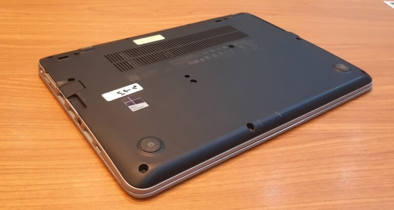 HP EliteBook 820 G3/Intel Core i5-6300U CORE I5 GEN6/RAM- 8 GB R4-2Slot/Hard Disk - 256 SSD M.2/vga-Intel HD Graphics 520 To 4G - Image 4