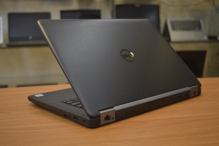 Dell Latitude E5470/Intel Core i5-6300U Vpro/RAM- 8 GB R4/Hard Disk -256 SSD/vga-Intel HD Graphics 520 To 8G/Turn 180 - Image 6