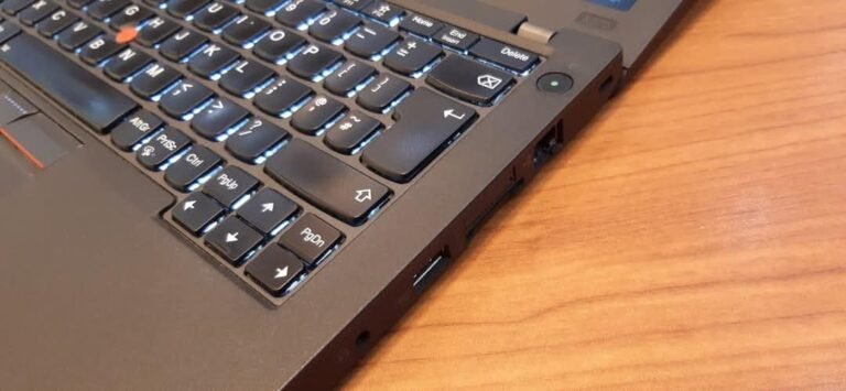 Lenovo ThinkPad X270/Intel Core i5-6300U  Vpro/RAM- 8 GB R4/Hard Disk -128 SSD/vga-Intel HD Graphics 520 To 4G/Turn 180 - Image 3