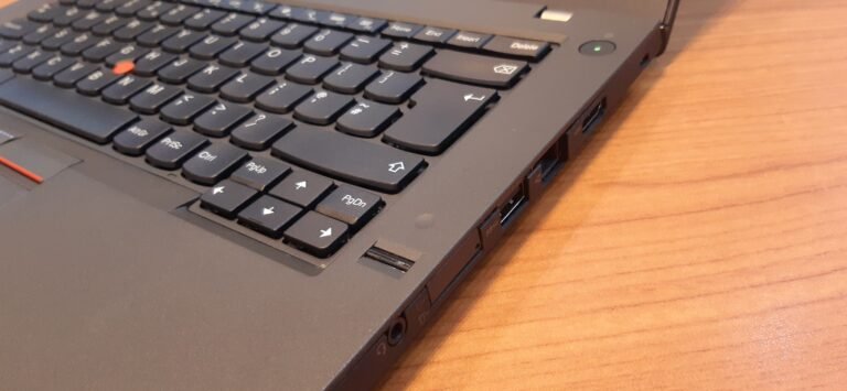 Lenovo ThinkPad T460/Intel Core i7-6600U Vpro/RAM- 8 GB/Hard Disk -256 SSD/vga-Intel HD Graphics 520 To 4G/Turn 180 - Image 2