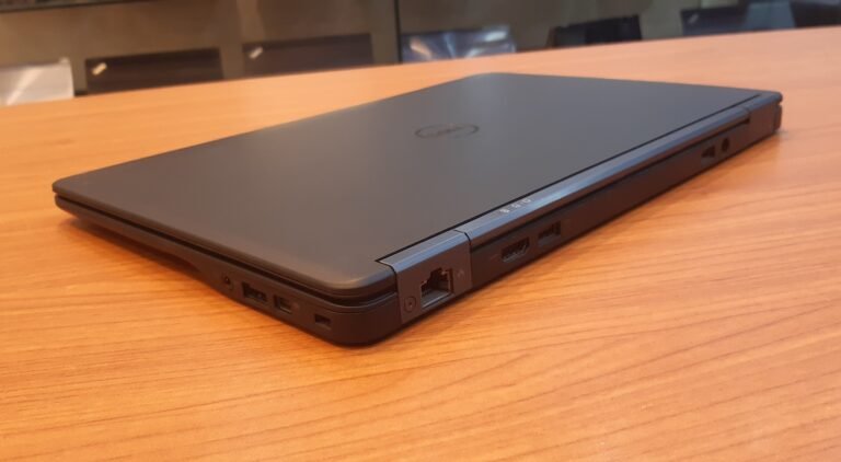 DELL Latitude E7250/Intel Core i7-5600U Vpro CORE I7 GEN5/RAM- 8 GB/Hard Disk -128 SSD M.SATA/vga-Intel HD Graphics 5500 To 4G/Turn 180 - Image 2