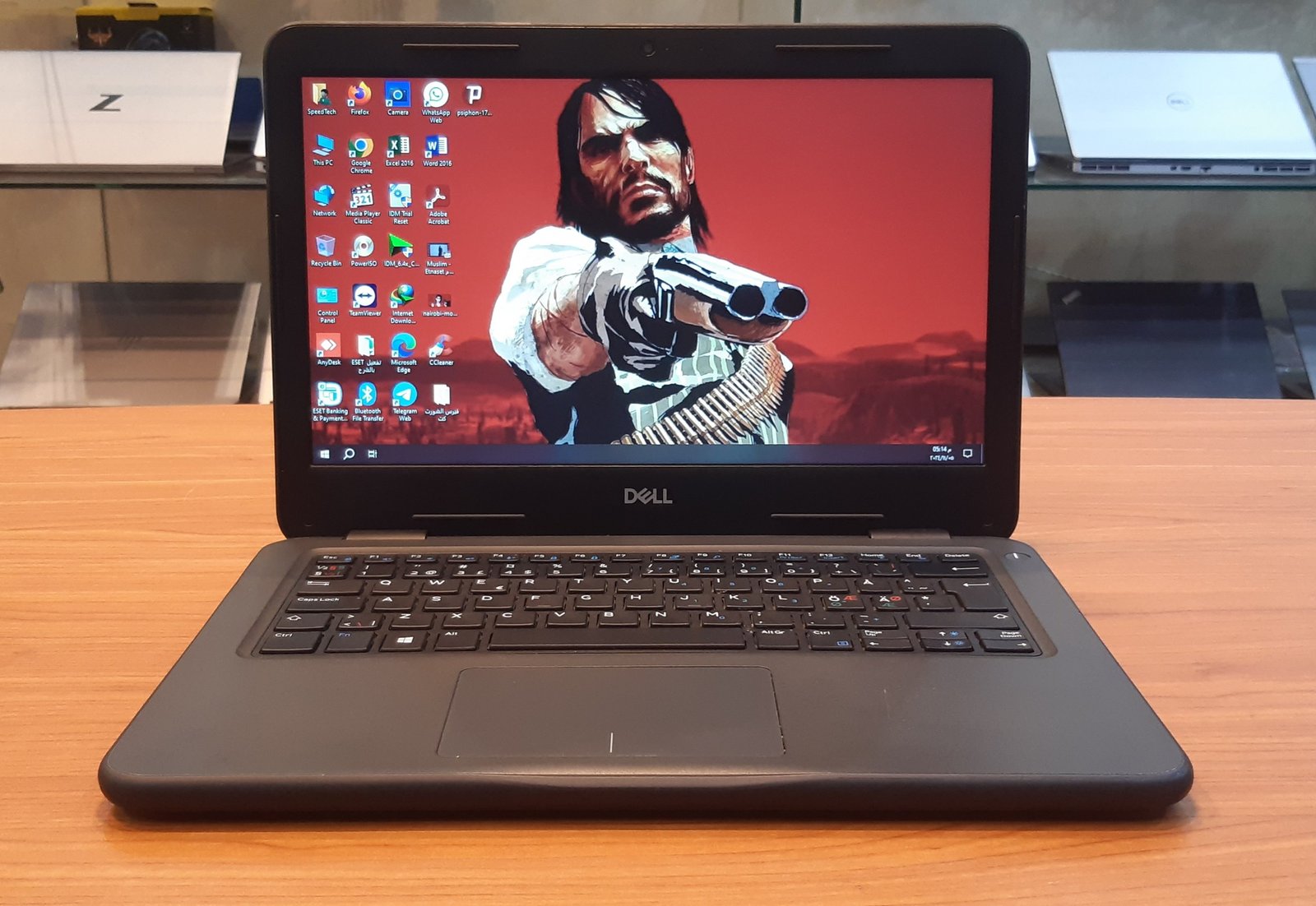 Dell Latitude 3310/Intel Core i5-8265U CORE I5 GEN8/RAM-8 GB R4/Hard Disk-256 SSD/vga-Intel UHD Graphics 620 To 4G/
