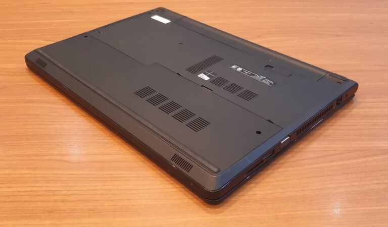 DELL Vostro 3559/ Intel Core i5-6200U CORE I5 GEN6/RAM-8 GB/Hard Disk-256 SSD/vga-Intel HD Graphics 520 To 4G - Image 5