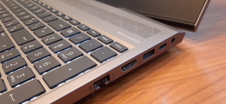 HP Zbook 15V G5 Mobile Workstation/Intel Core i7-9750H  Core i7-GEN9/RAM- 16 GB R4/Hard Disk -256 SSD M2/vga-Nvidia Quadro P600 4G To 12G + Intel UHD Graphics 630 To 8G - Image 5