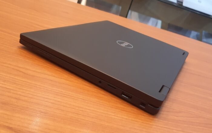 DELL Latitude 7390/ntel Core I5-8350U CORE I5 GEN8/RAM- 8 GB R4/Hard Disk - 256 SSD M.2/vga-Intel UHD Graphics 620 To 4G/TURN X360/TOUCH SCREEN - Image 3