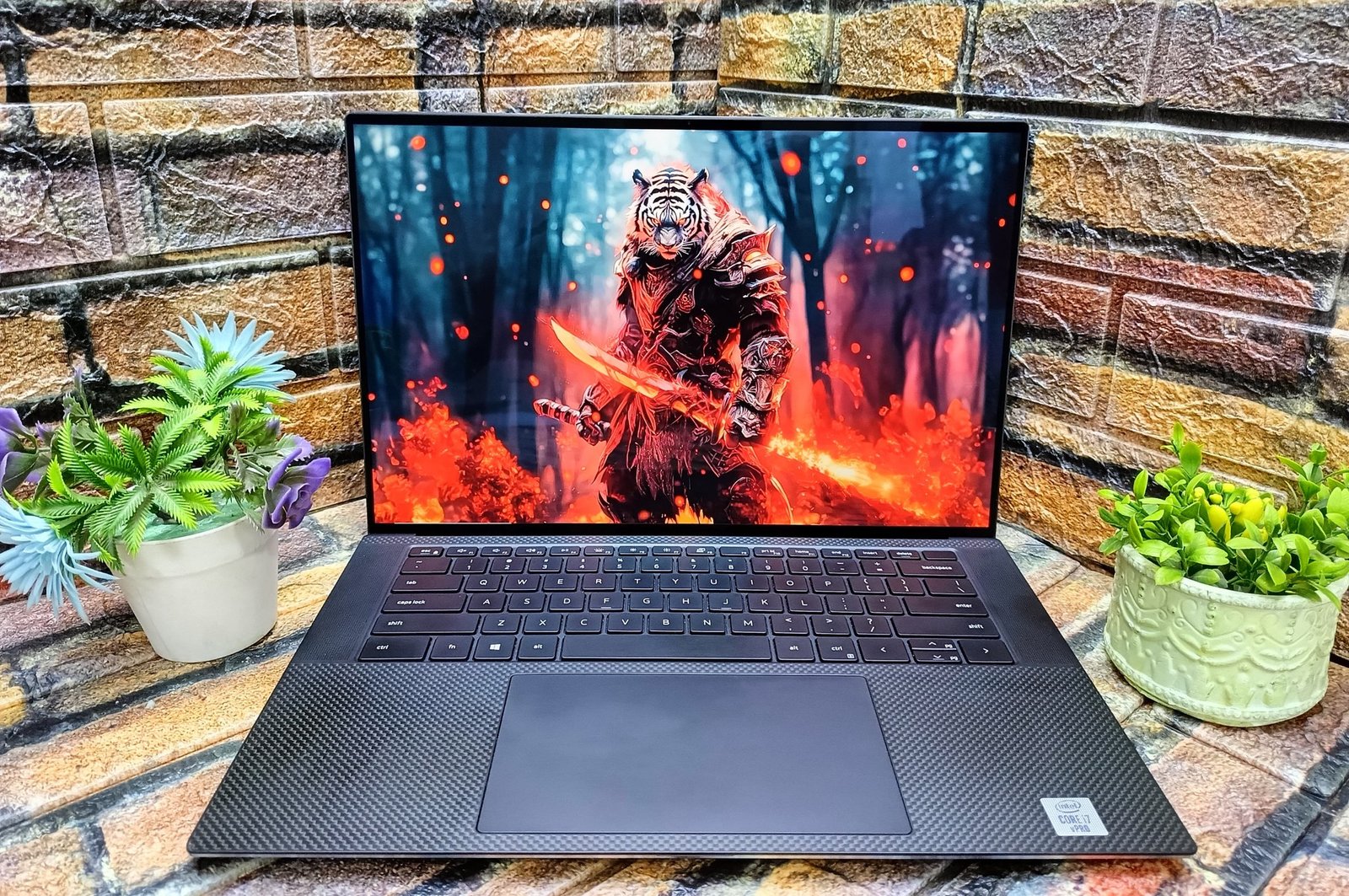 Dell Precision 5550 4k Touch/ntel Core i7 (10th Gen) 10850H/32GB DDR4 Ram/512 GB Nvme SSD/Display 15.6”4k Touch/Nvidia Quadro 4GB T2000 فعلي 4 جيجا