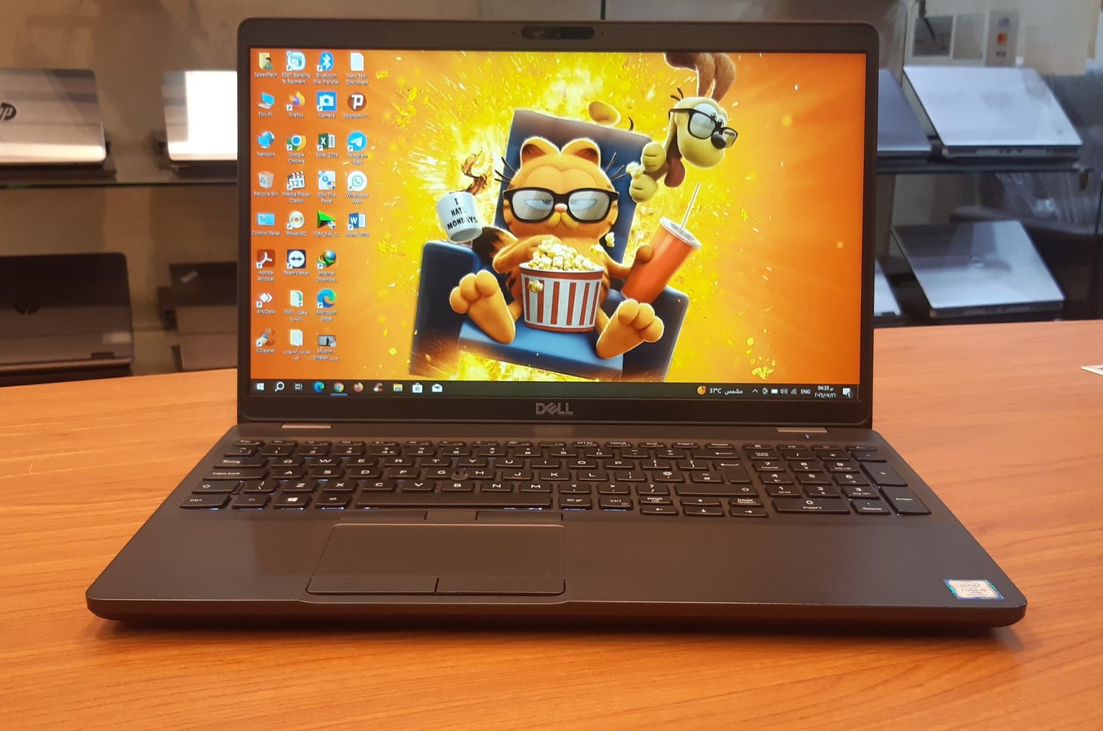 Dell Latitude 5501/Intel Core i5-9400H Vpro CORE I5 GEN9/RAM- 8 GB R4-4Slots/Hard Disk - 256 SSD/vga-Intel UHD Graphics 620 To 8G