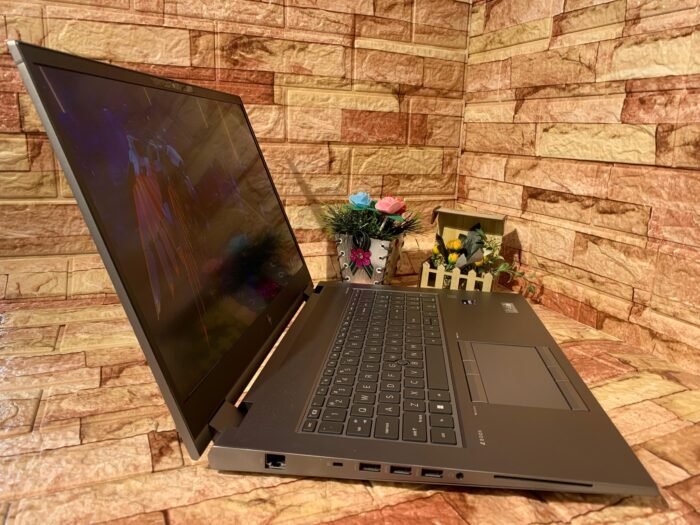 Hp ZBook Fury 17 G8/processor:Intel Core i9-11950H/Ram:32GB DDR4/hard:512GB SSD NVMe/ كارت شاشة: Nvidia Quadro RTX A3000 – 6GB DDR6 احترافي + Intel UHD/display: 17.3" FHD - Image 4