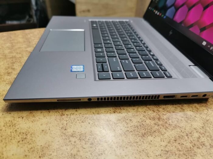 HP Zbook G6 StudioUltraSlim/Ci7-9850H @ 2.60GHz. 6 Cores. 12MB Cache/Ram 16GB DDR4/Hard disk:SSD 512GB NVMe/VGA Nvidia Quadro 4GB DDR/15.6 inch. Full HD. Backlight5. P1000 - Image 3