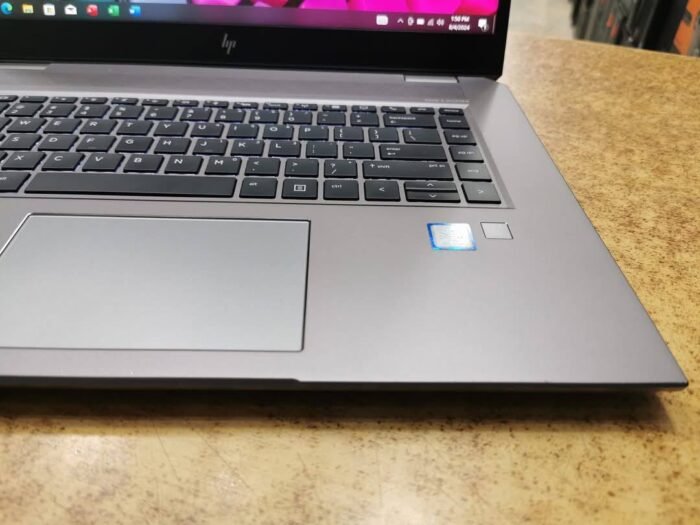 HP Zbook G6 StudioUltraSlim/Ci7-9850H @ 2.60GHz. 6 Cores. 12MB Cache/Ram 16GB DDR4/Hard disk:SSD 512GB NVMe/VGA Nvidia Quadro 4GB DDR/15.6 inch. Full HD. Backlight5. P1000 - Image 4