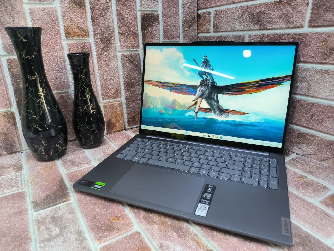 Lenovo Yoga Pro 9i (Gen 9)/Intel Core Ultra 9 185H/RAM 32GB DDR5/SSD 1TB NVMe/ RTX 4050 – 6GB DDR6/display: 16inch 3.2k