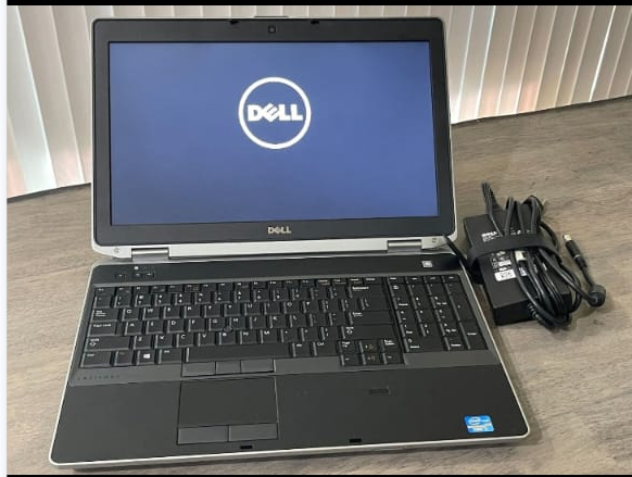Dell latitude 6530/processor:intel core i5 جيل تالت /ram:4gb ddr4/hard disk:500GB/VGE INTEL graphics up to 4GB/Screen:15inch